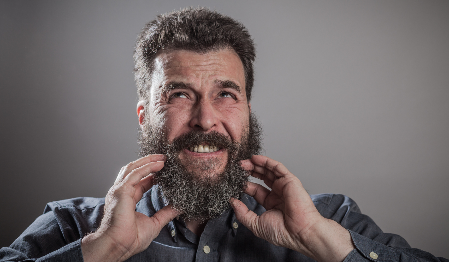 Beardruff: What It Is, Why It Happens, and How to Banish It for Good